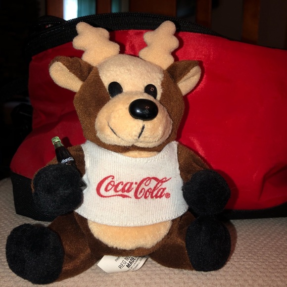 CocaCola cooler, reindeer plush, & tumbler cup set - Picture 5 of 11